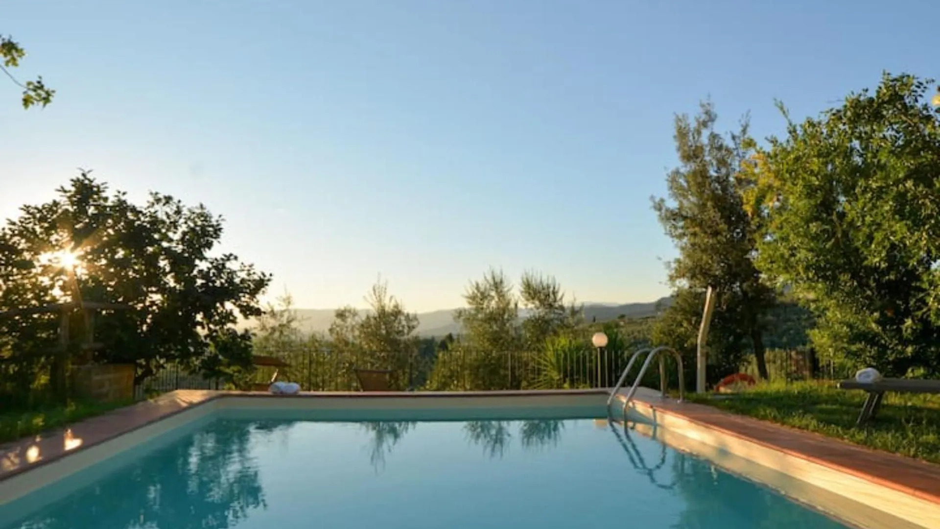 Agriturismo Podere Rondinaio Lamporecchio 0*,